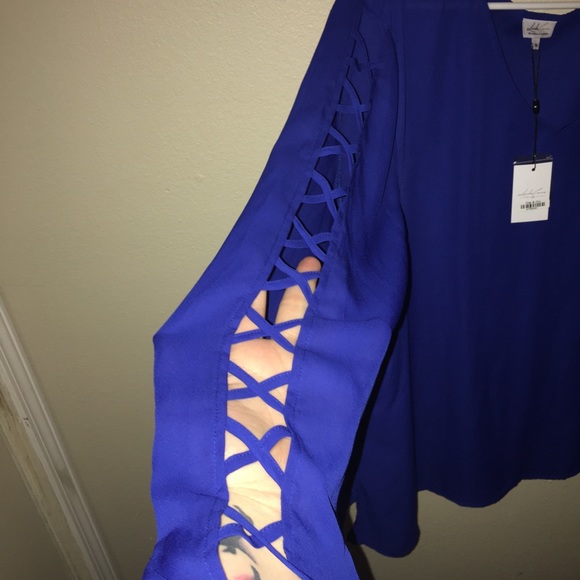 Plus size shirt - Picture 2 of 2